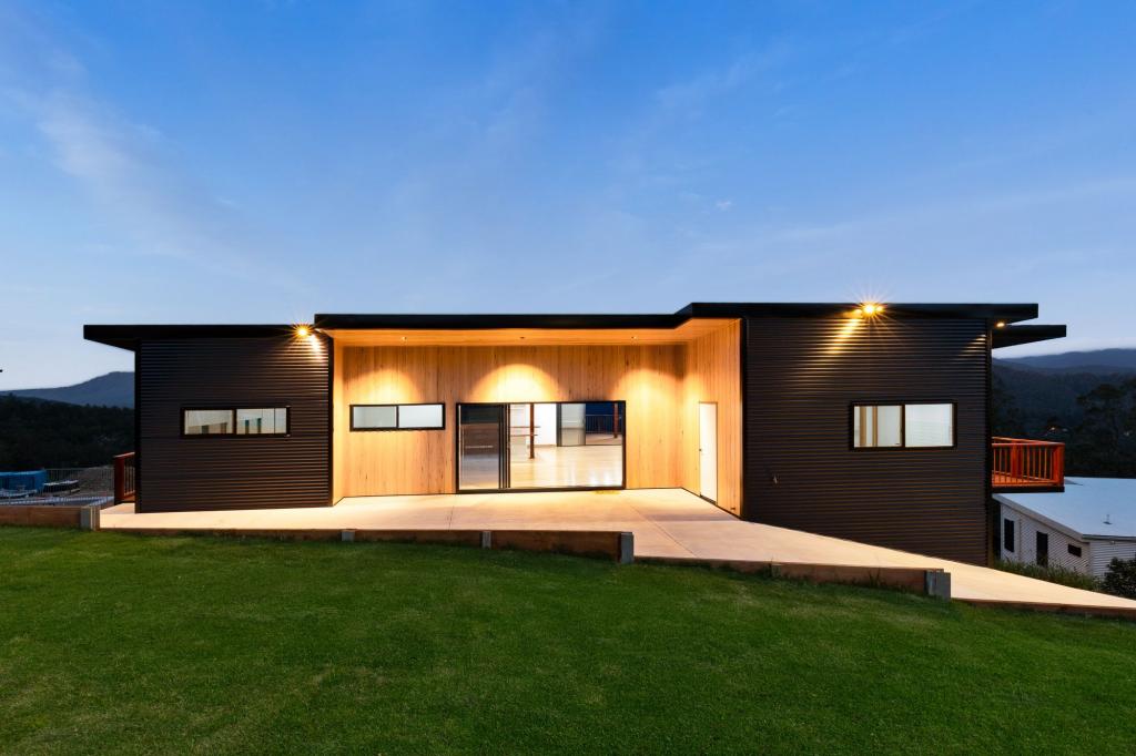 57 Regal Dr, Canungra, QLD 4275