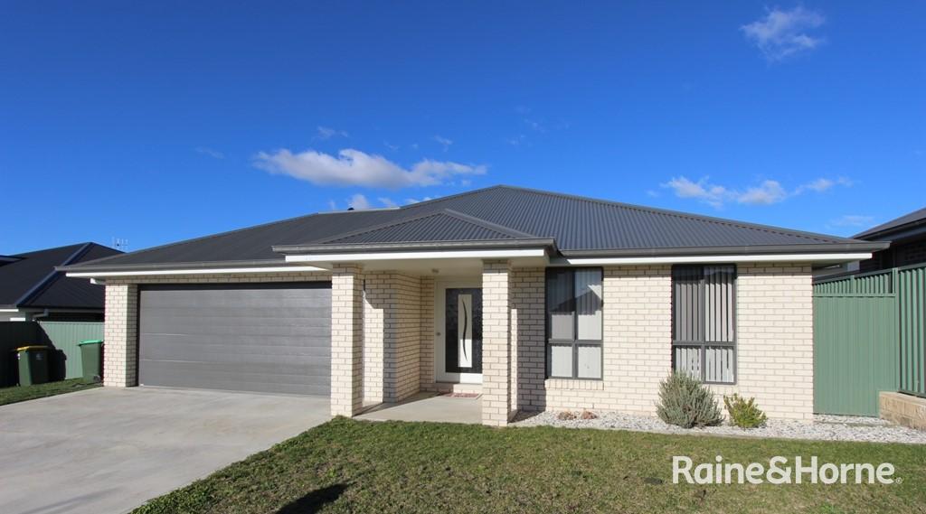 30 Blaxland Dr, Llanarth, NSW 2795