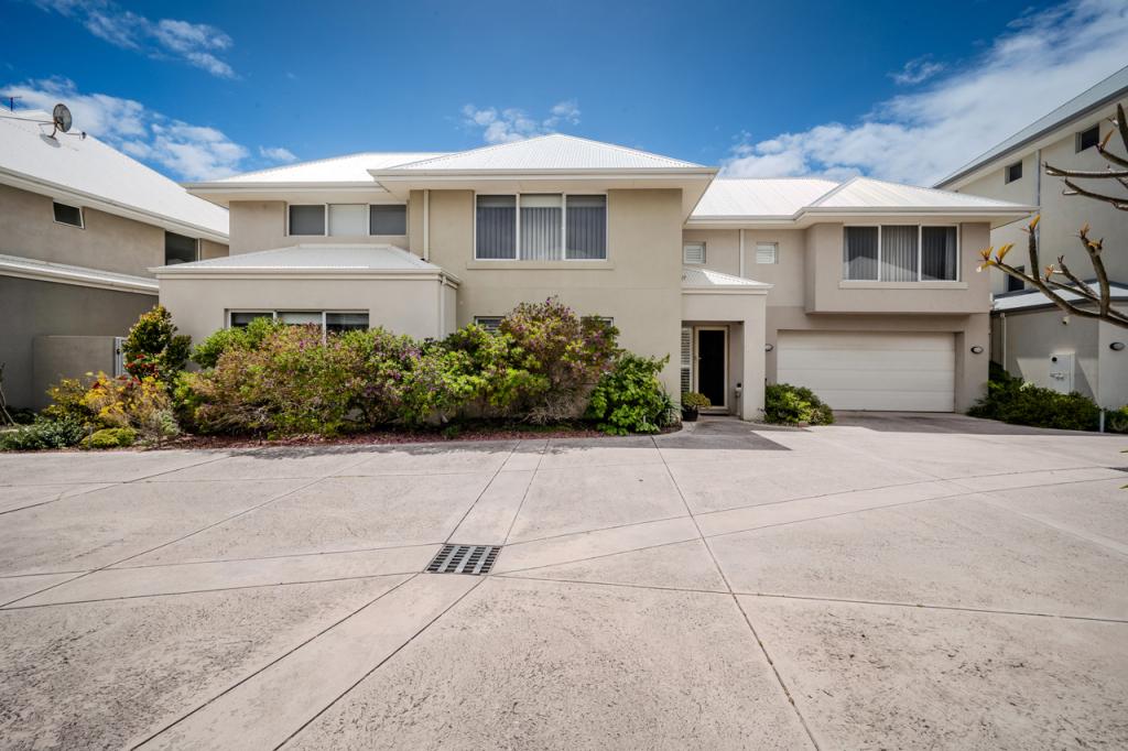 2/12 Catalina Pl, Quinns Rocks, WA 6030