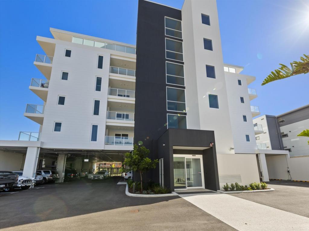 103/23 O'Connor Cl, North Coogee, WA 6163