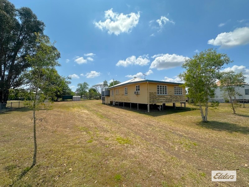 10 Dyer St, Forest Hill, QLD 4342