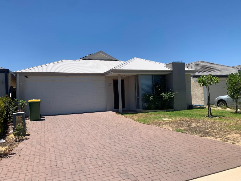 27 Lucknow St, Piara Waters, WA 6112