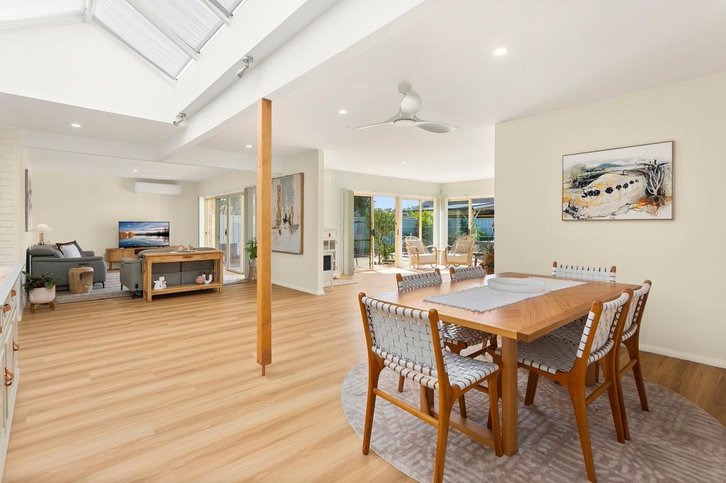 33 Kruger Ave, Windang, NSW 2528