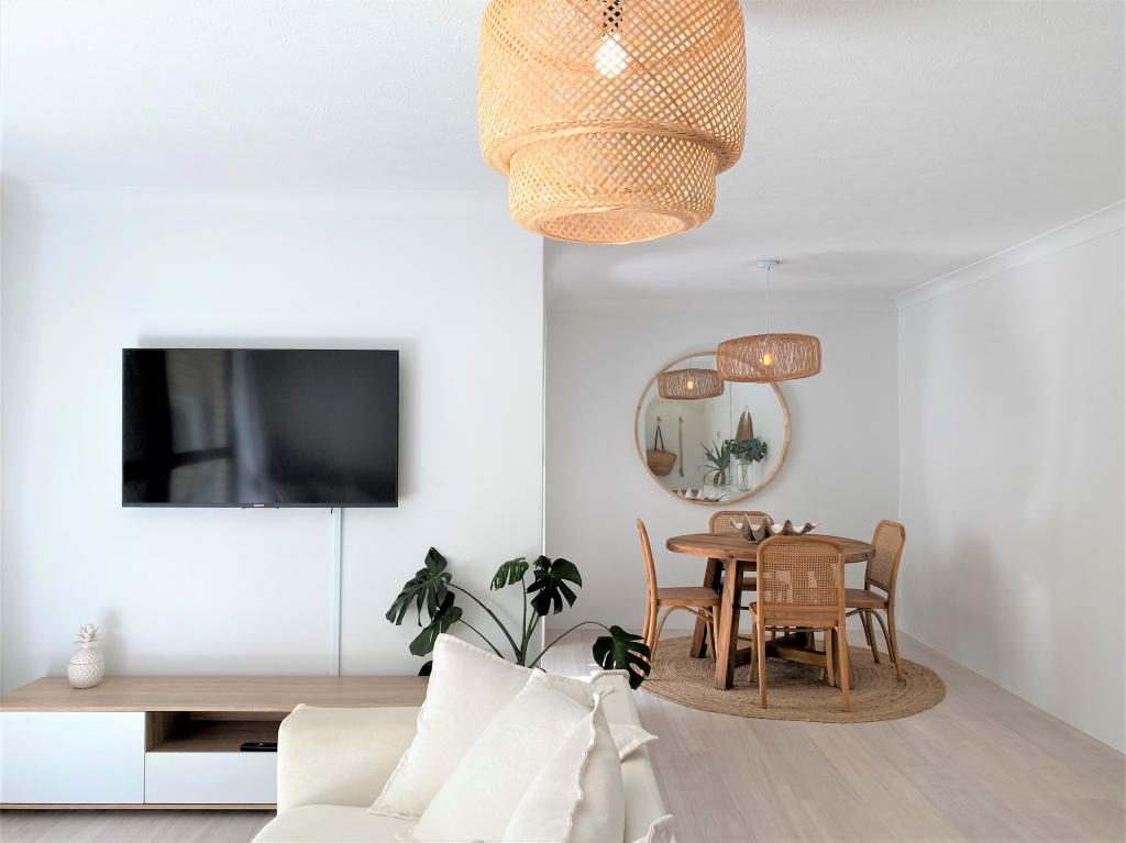 8/35 OLD BURLEIGH RD, SURFERS PARADISE, QLD 4217