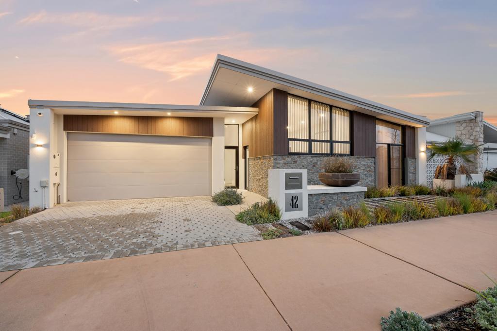 42 Propeller Ave, Brabham, WA 6055