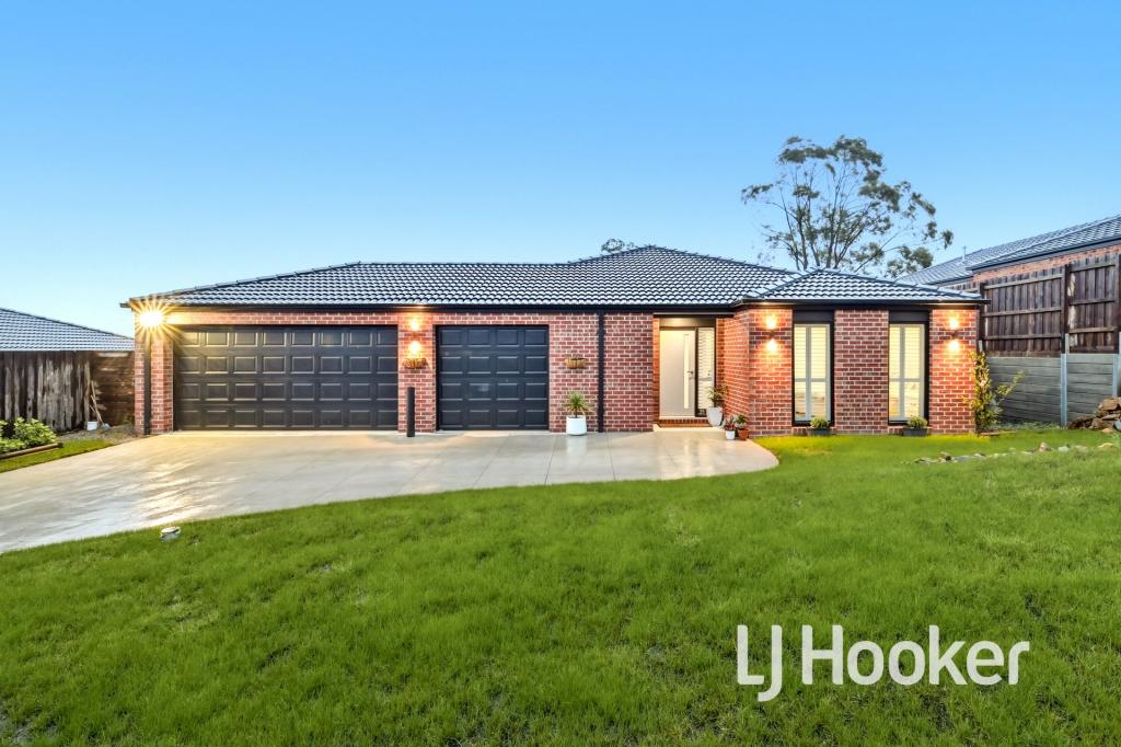 15 Jasmine St, Bunyip, VIC 3815