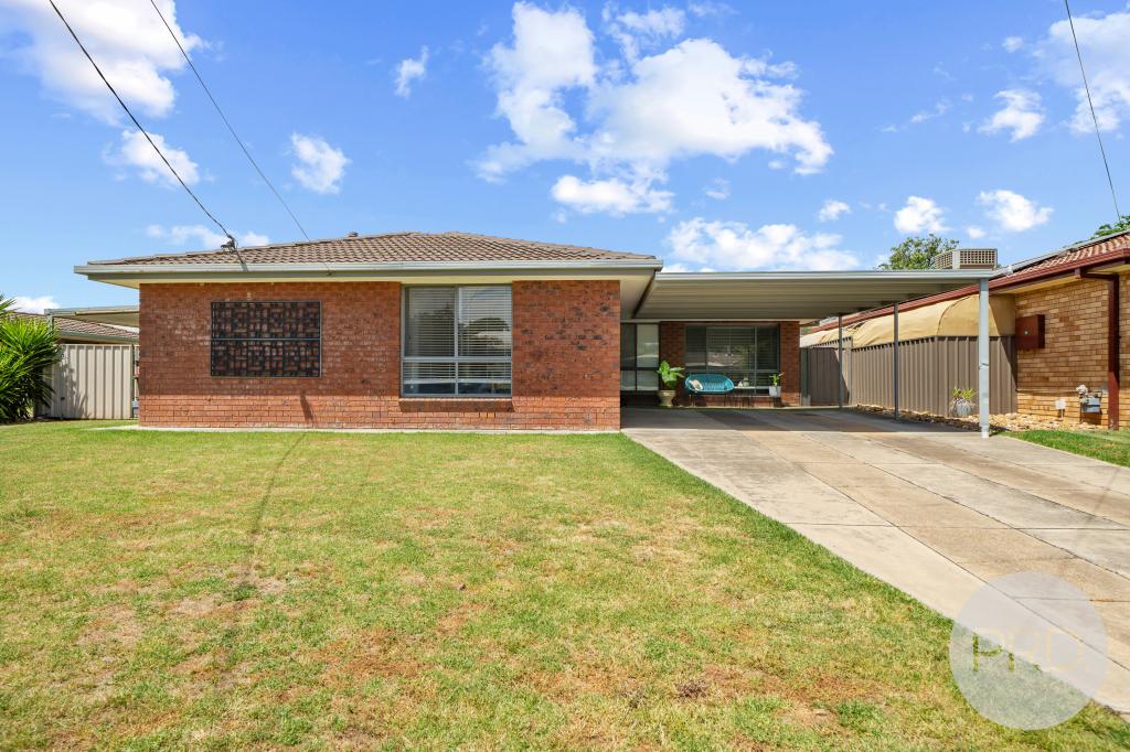 19 Forrest St, Lake Albert, NSW 2650