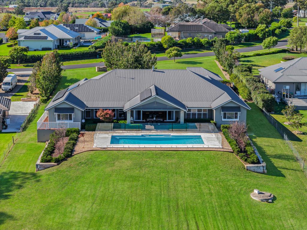 57 Sunnyside Dr, Ellis Lane, NSW 2570