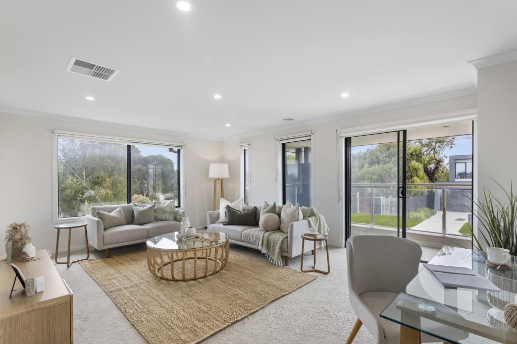 19 Rymer Ave, Safety Beach, VIC 3936