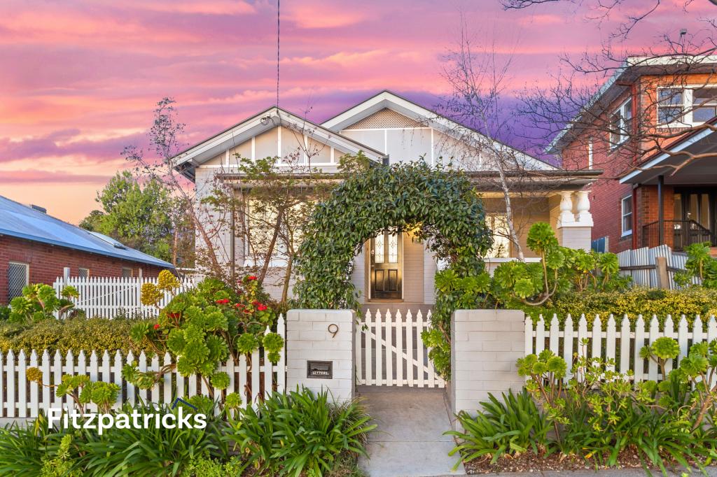 9 Young St, Turvey Park, NSW 2650