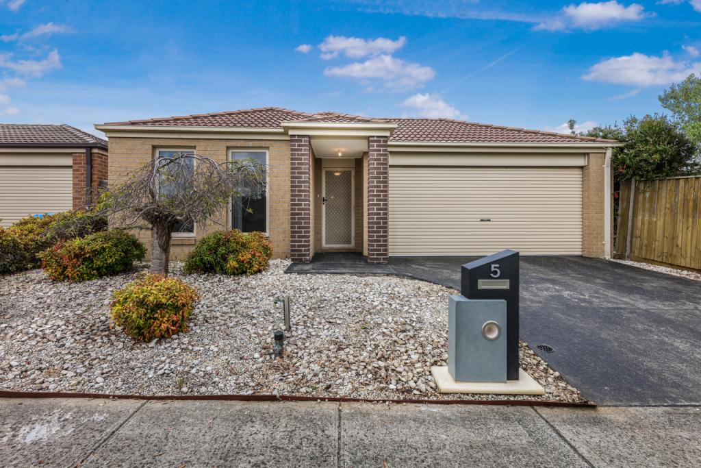 5 Forelle Way, Cranbourne, VIC 3977