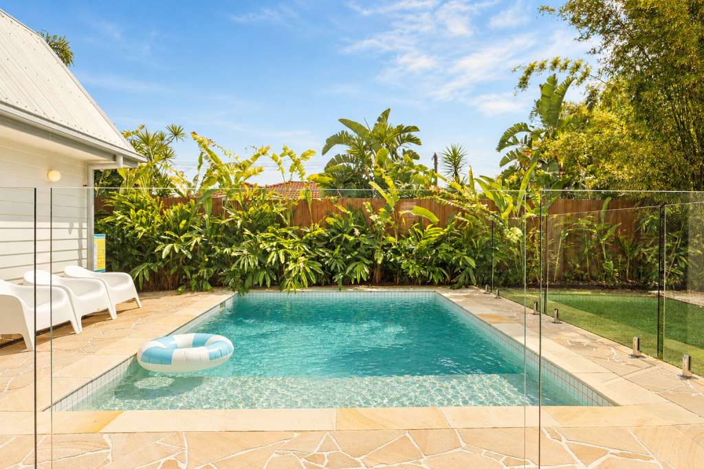 3 Wyanda Dr, Warana, QLD 4575