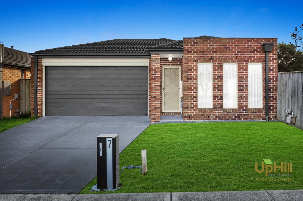 7 Cascade Way, Pakenham, VIC 3810