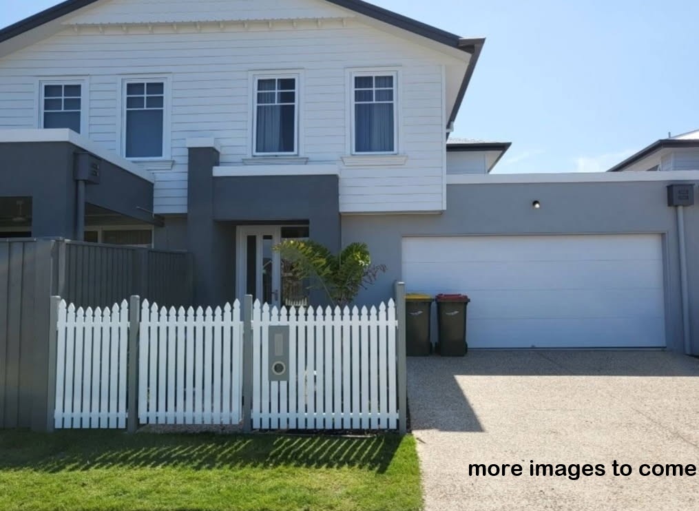 15 Astor St, Newport, QLD 4020