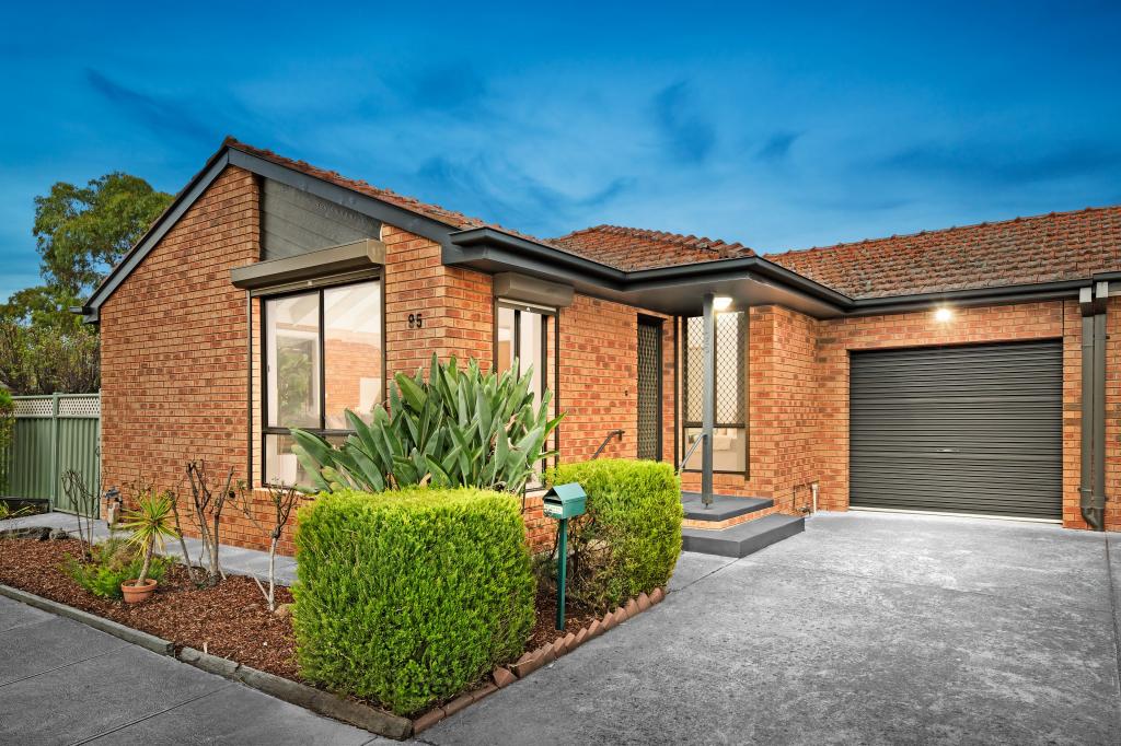 95 Moorhead Dr, Mill Park, VIC 3082