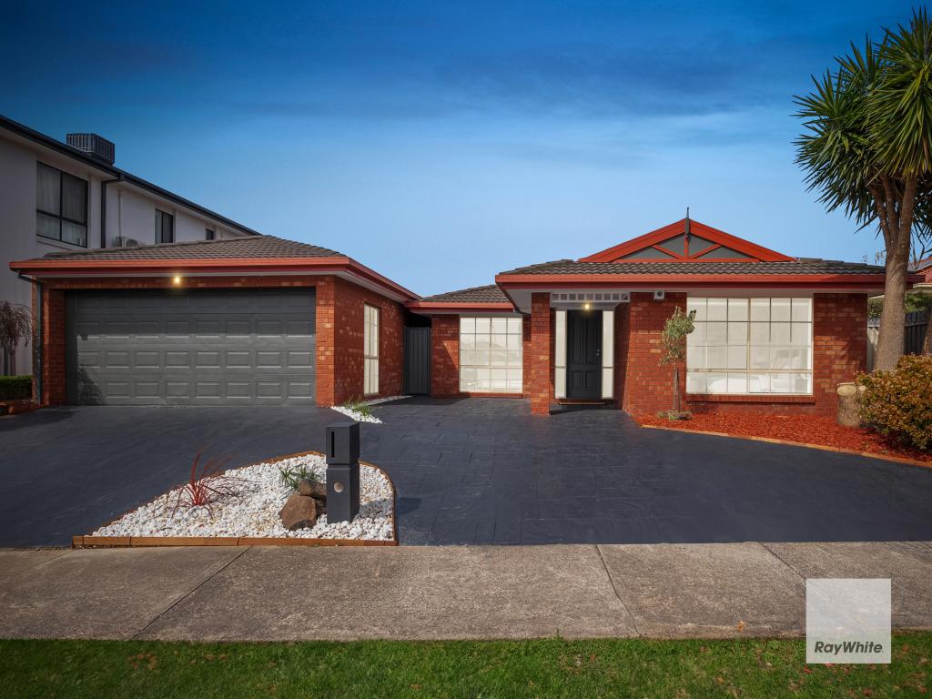 52 Blackman Cres, Taylors Lakes, VIC 3038