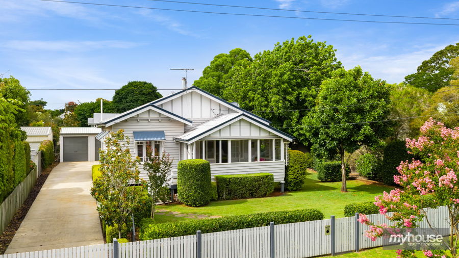 54 Rome St, Newtown, QLD 4350