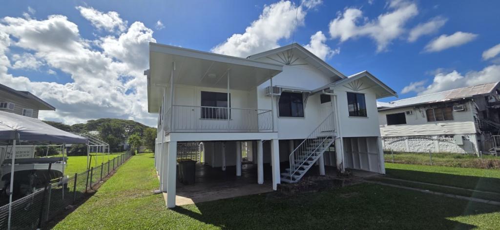14 Palm Ave, Ingham, QLD 4850