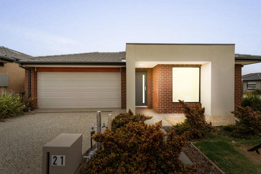 21 NUTTALL ST, MAMBOURIN, VIC 3024