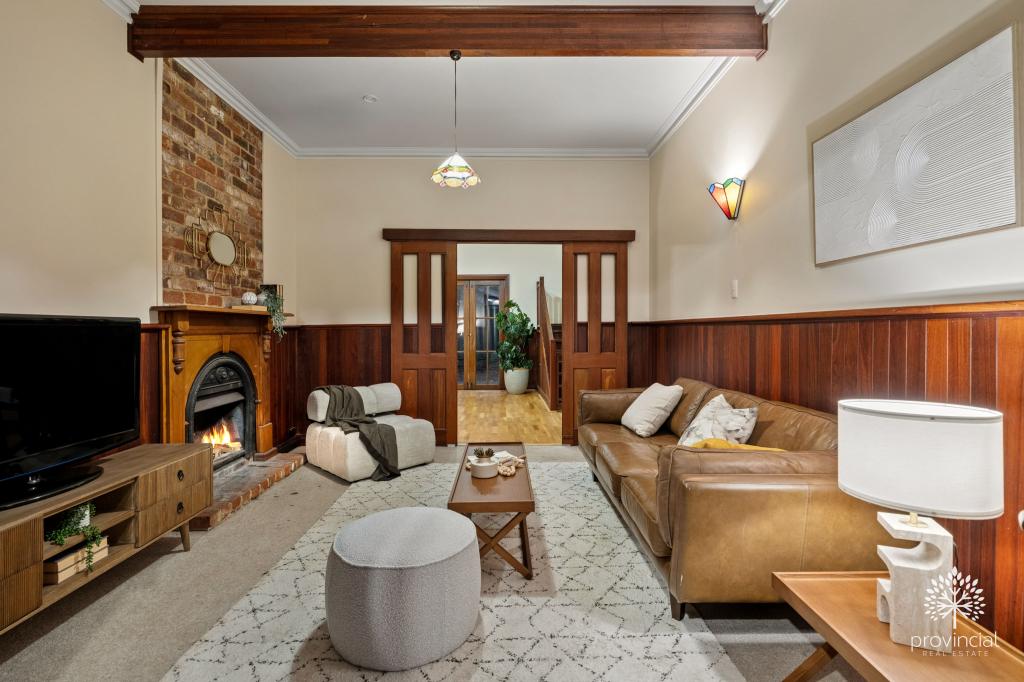 1a Dryandra Cres, Darlington, WA 6070