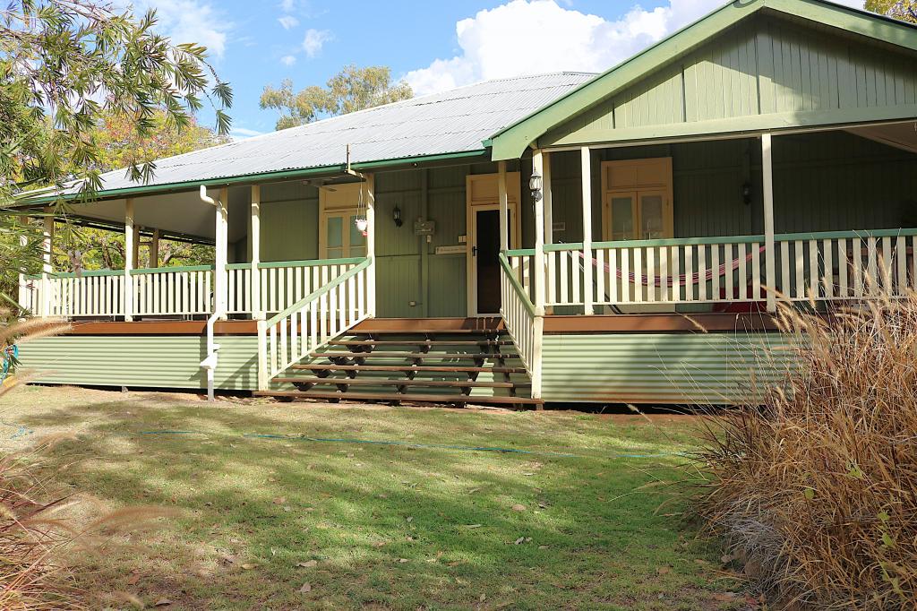 55 Fir St, Barcaldine, QLD 4725
