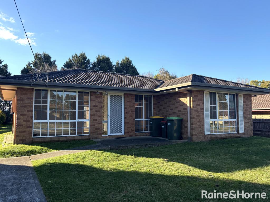 21 WILSON ST, MOSS VALE, NSW 2577