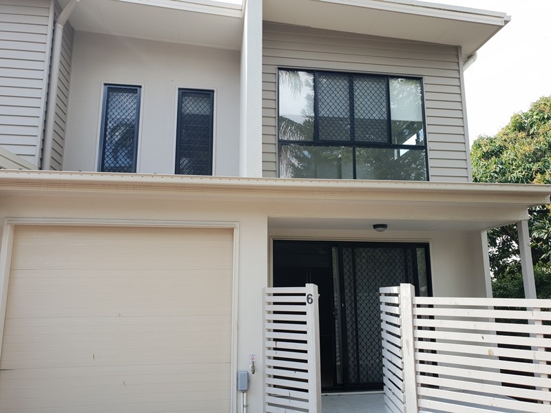 6/8 Macquarie St, Booval, QLD 4304