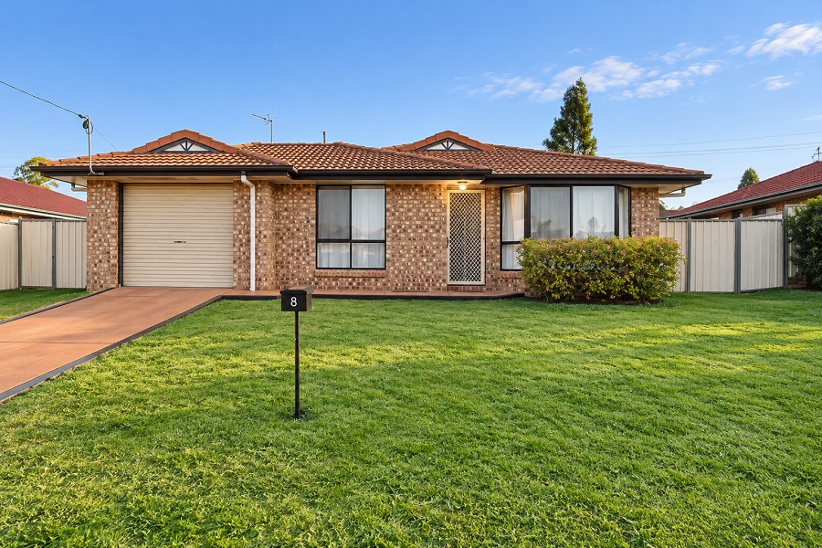 8 Bunya St, Kearneys Spring, QLD 4350