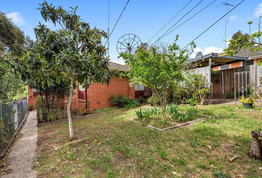 23 HEYWOOD CRES, BROADMEADOWS, VIC 3047