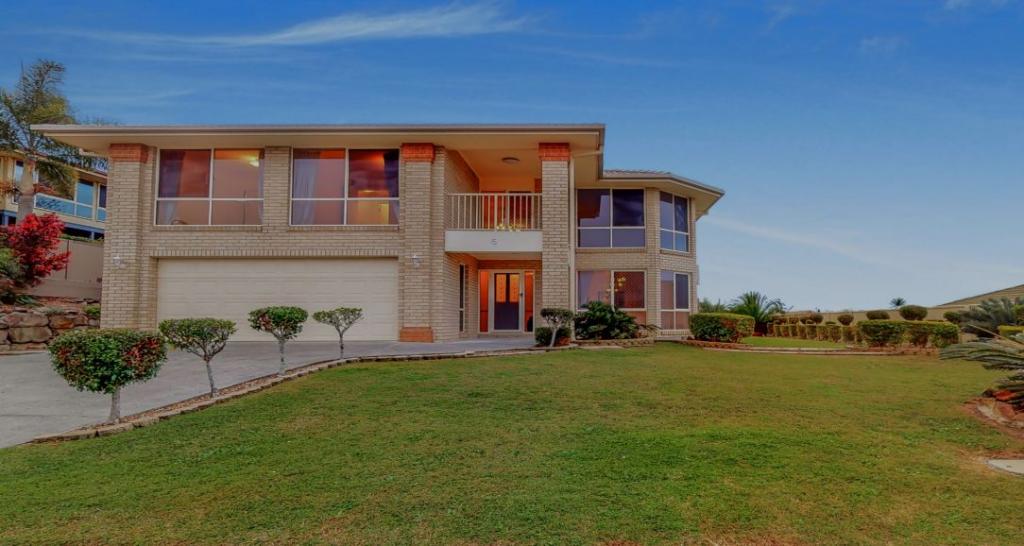 5 Optus Pl, Edens Landing, QLD 4207