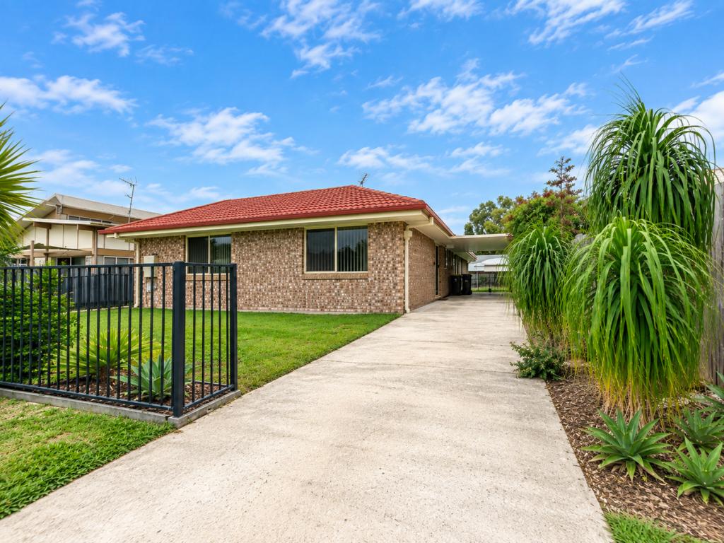 4 Seashore Way, Toogoom, QLD 4655