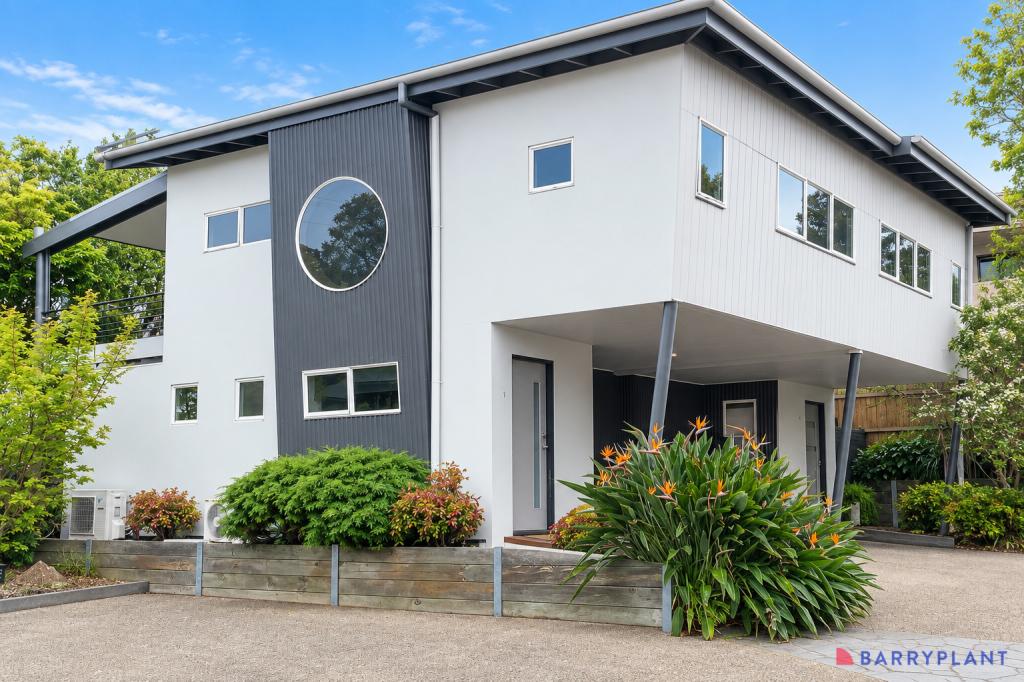 1/1 Beaton Pl, Inverloch, VIC 3996