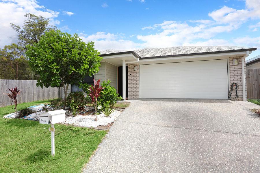 33 GREGOR CRES, COOMERA, QLD 4209