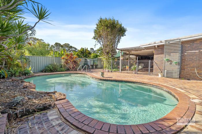 5 Waratah Ave, Victoria Point, QLD 4165