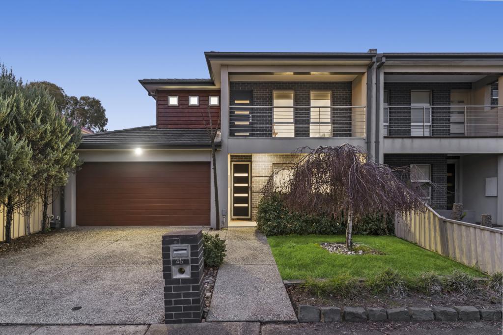 45 Bloomsbury Dr, Taylors Hill, VIC 3037