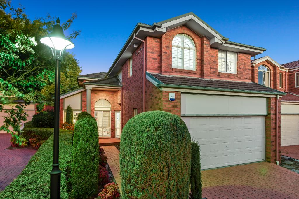 37 Larkspur Cct, Glen Waverley, VIC 3150