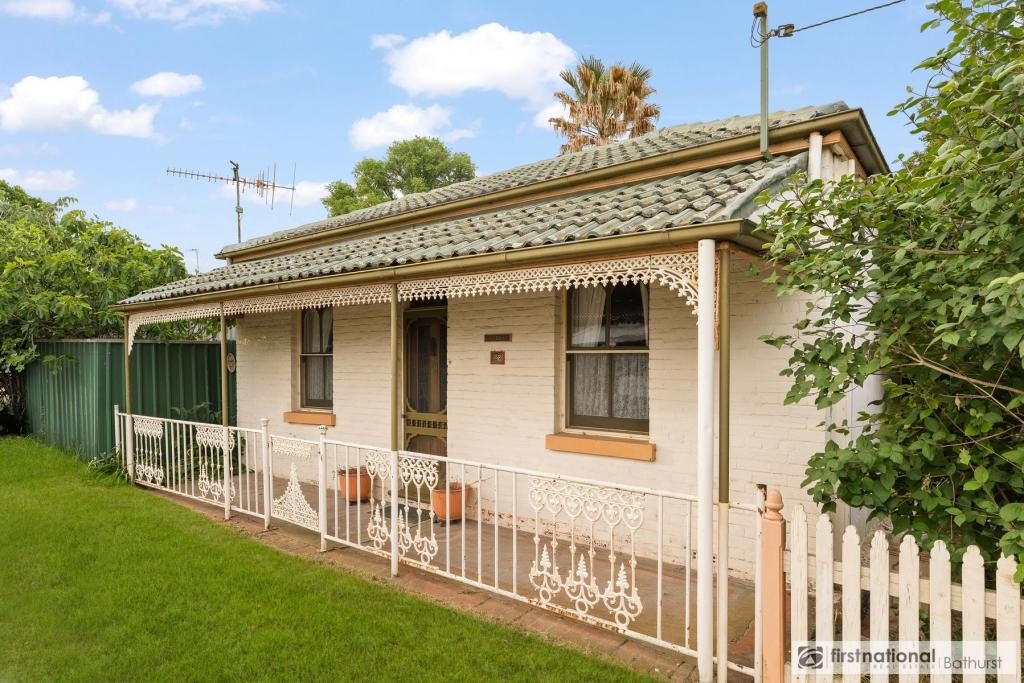 69 Railway Pde, Bathurst, NSW 2795