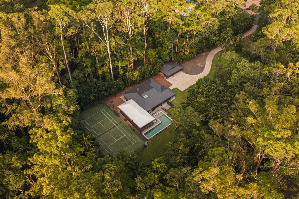 8 Firetail Ct, Tanawha, QLD 4556