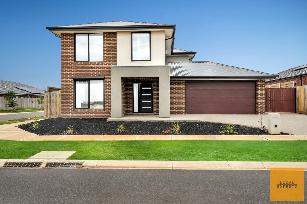 18 Valerian St, Melton South, VIC 3338