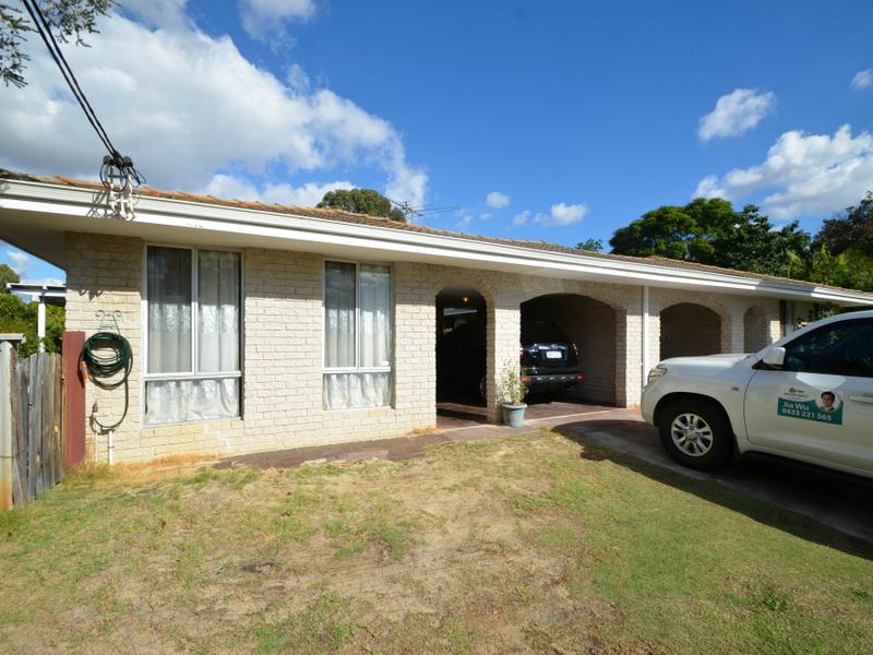 467b Riverton Dr E, Riverton, WA 6148