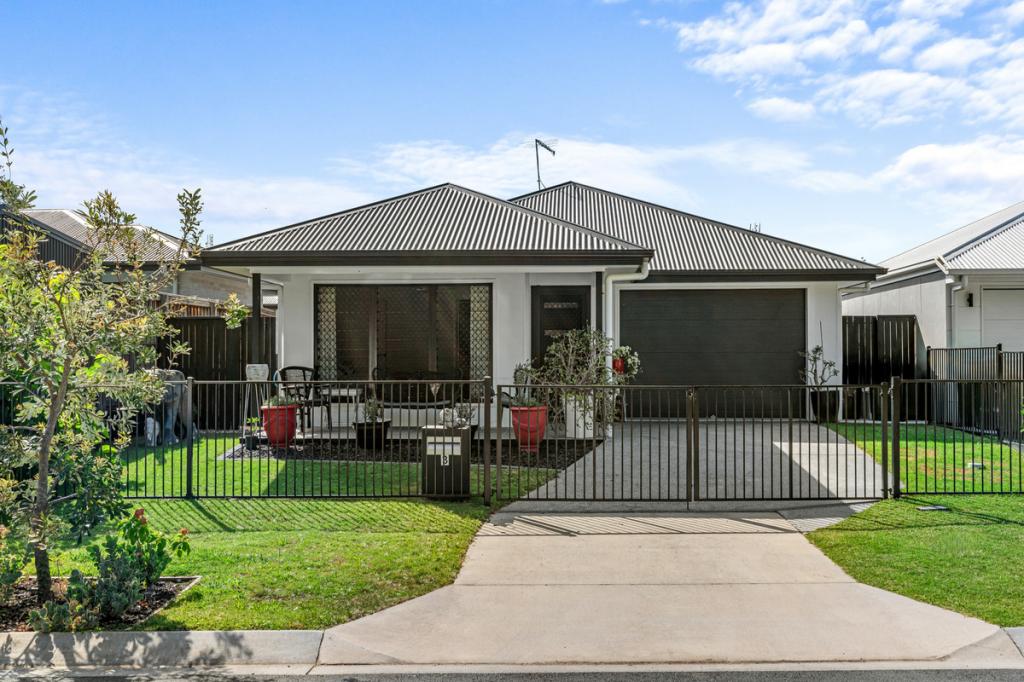 3 ZENITH ST, GLASS HOUSE MOUNTAINS, QLD 4518