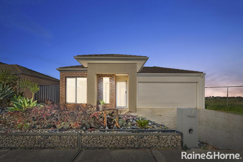 17 WELLAND RD, WEIR VIEWS, VIC 3338