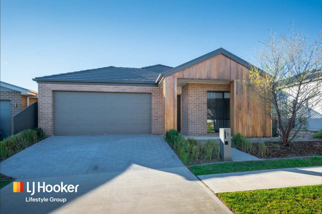 5 Goodluck Cct, Cobbitty, NSW 2570