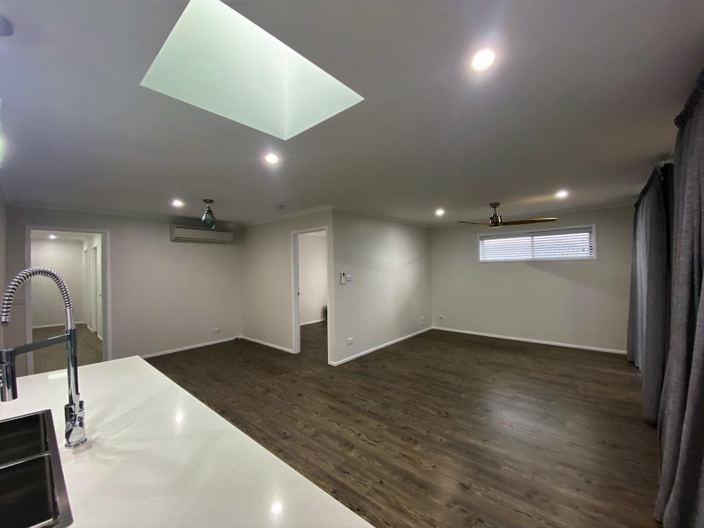 4 Joseph St, Batehaven, NSW 2536