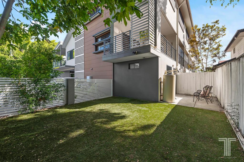 1/255 Cavendish Rd, Coorparoo, QLD 4151