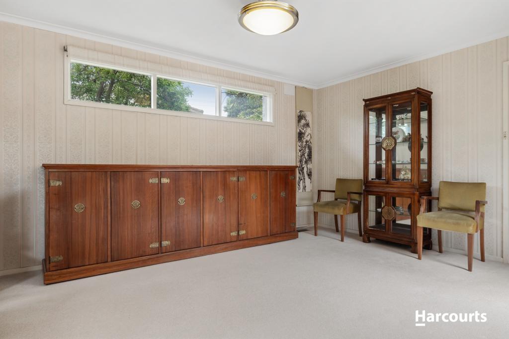 1 Streeton Ct, Burwood East, VIC 3151