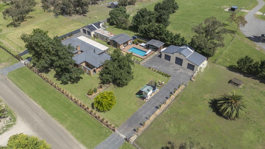 124 Victoria Rd, Pearcedale, VIC 3912