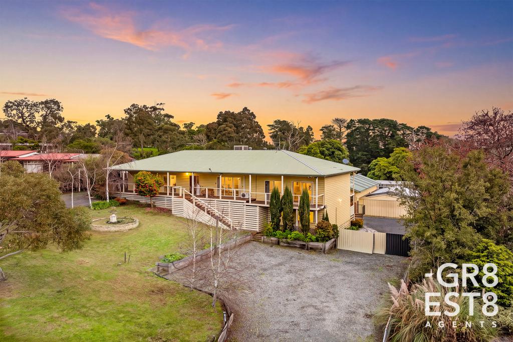 8 Stanhill Dr, Cranbourne South, VIC 3977