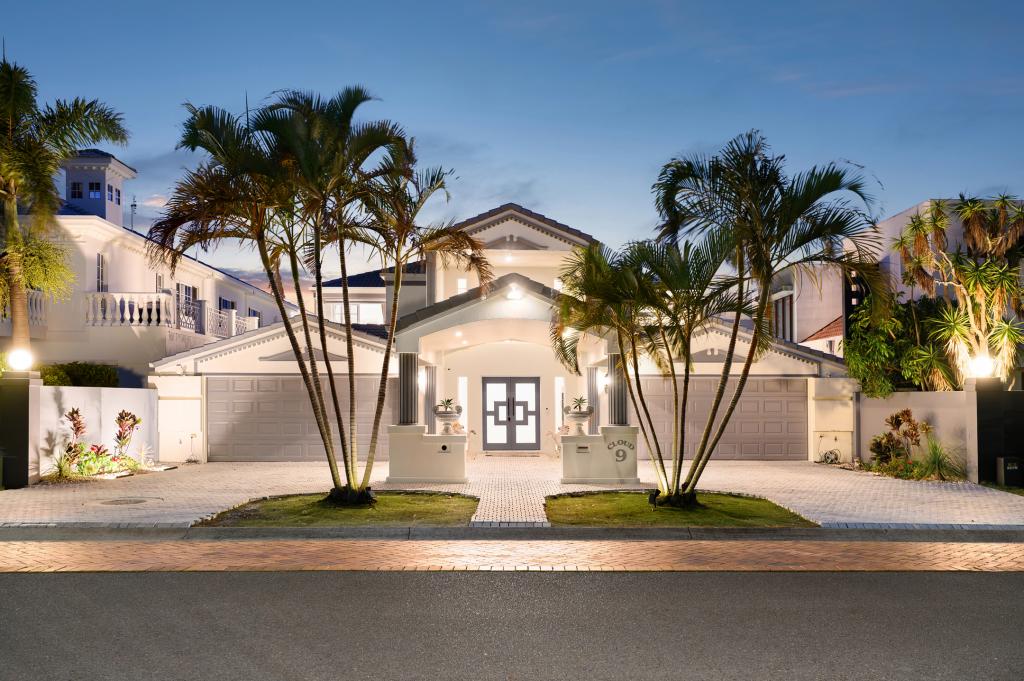 9 The Sovereign, Paradise Point, QLD 4216