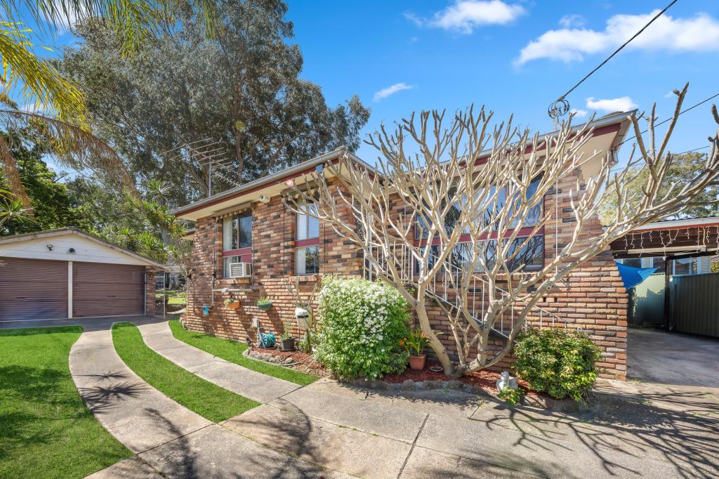 17 HULL PL, SEVEN HILLS, NSW 2147